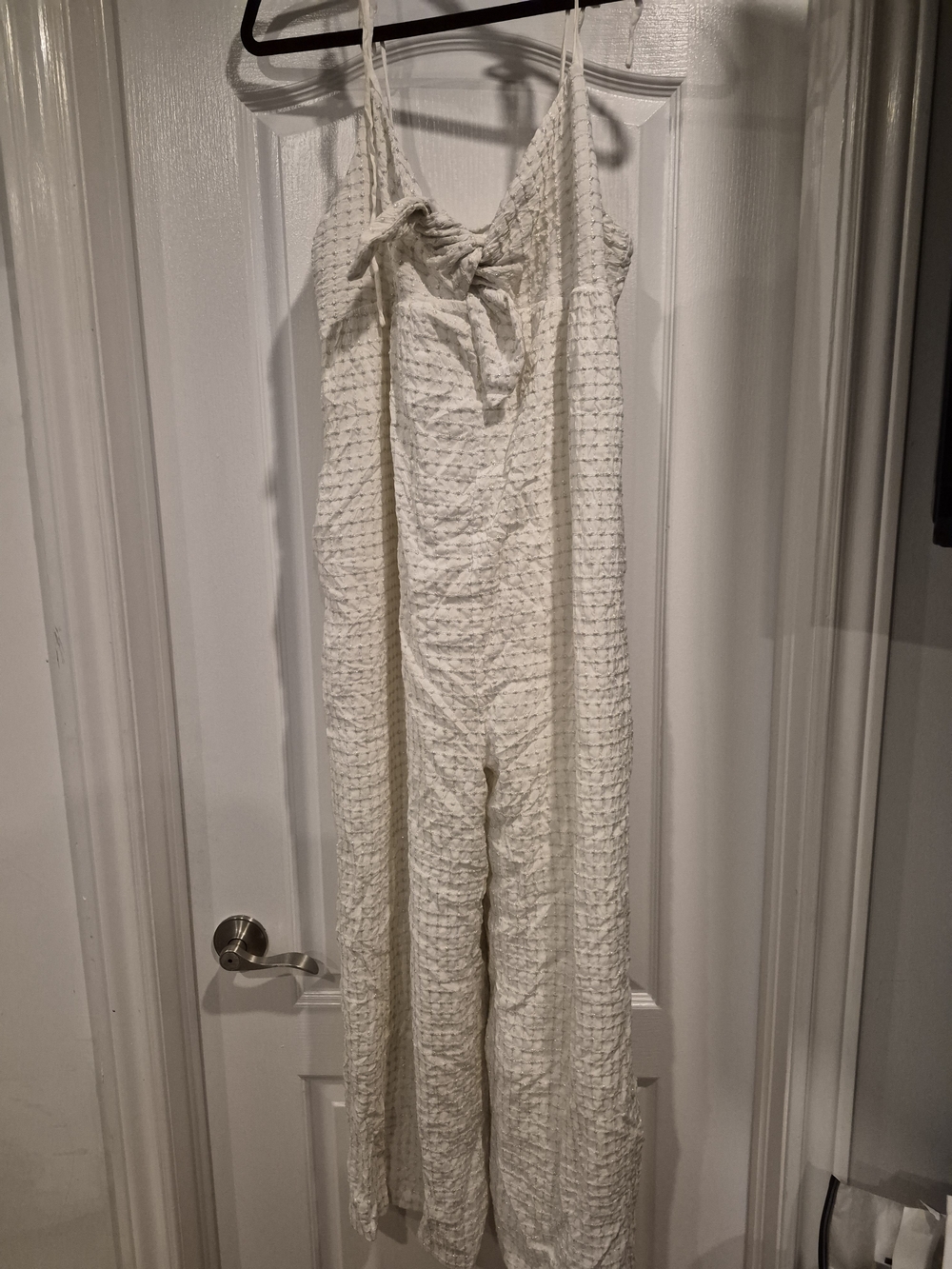 Storia Cream Textured Tie-Front Sleeveless Jumpsuit